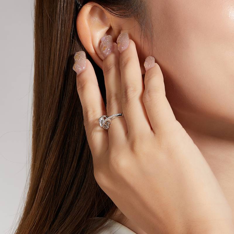 扭臂微镶天使之吻S925银镀白金MoissaniteWomen's Ring1ctD级